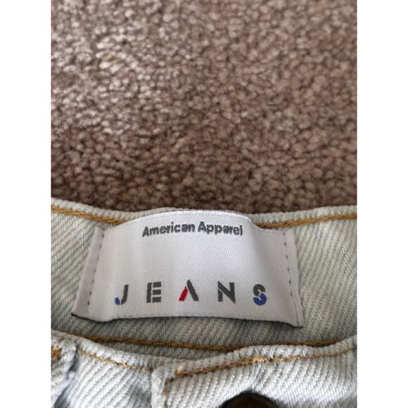 American Apparel 24 Vintage High Rise Light Wash Denim Shorts - Picture 3 of 6